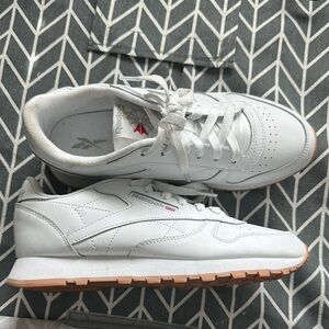 Reebok White Classic Sneakers with Gum Sole